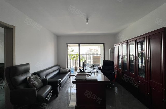 儒辰辰悦，137平四叶草户型，145万！一手手续，随时看房