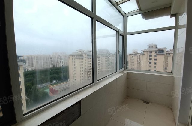 急售！孟达国际新城A4区 精装复式 带露台 带储藏室 近实验