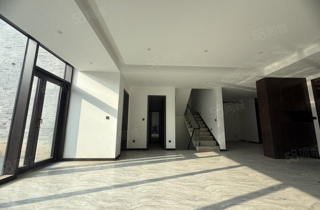 古城光岳府 别墅 4室2厅3卫 630万 毛坯价格买精装