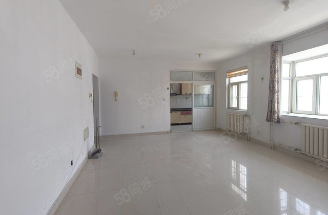 月亮湾三里铺新村(1-10号楼)|建设西路112号3室2厅2