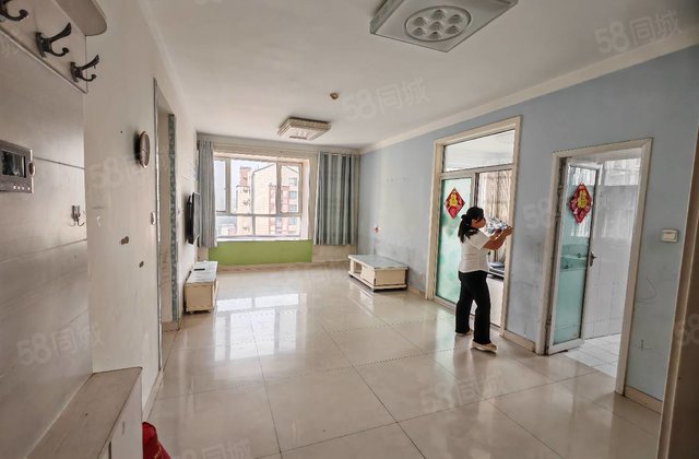 好房不等人 85 85 大学城 边户三室两厅 大车位 储藏室