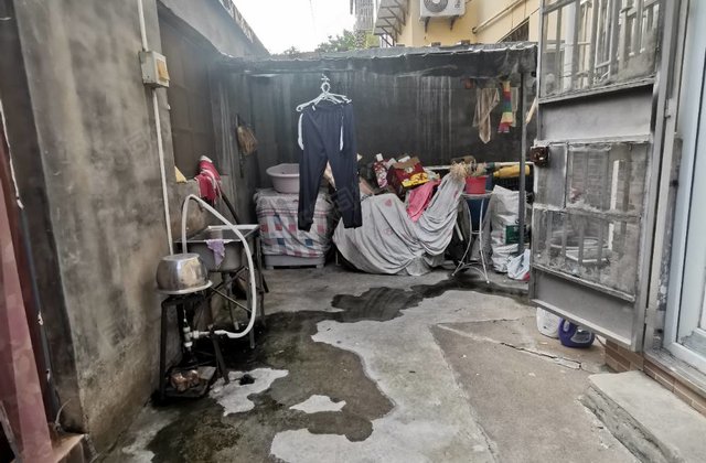 文轩本部 老一中一楼带院 带配房  山水文园 单位家属院