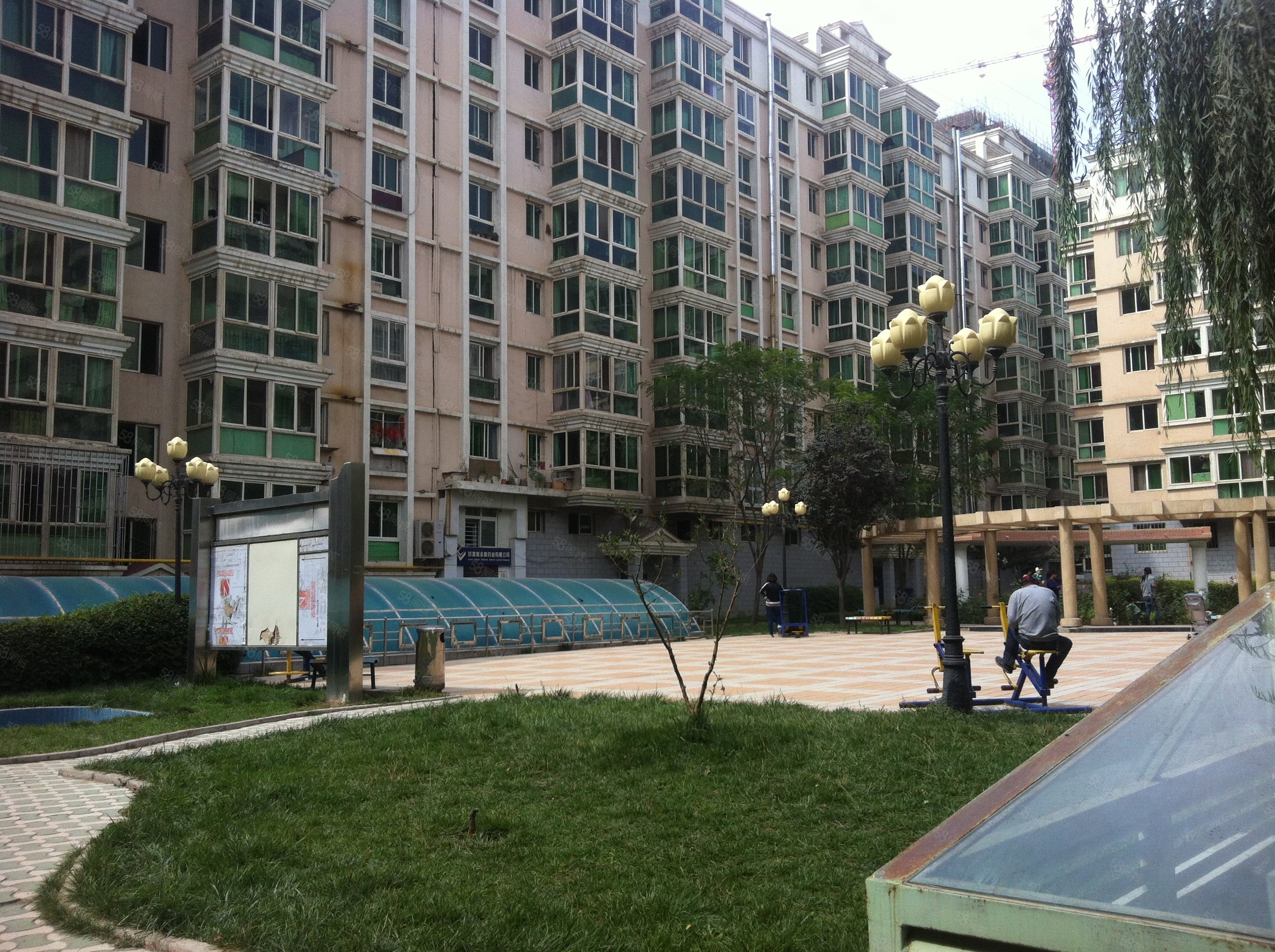 亚太花园b区电梯房 精装修 产权清晰 可支持按揭 诚心出售