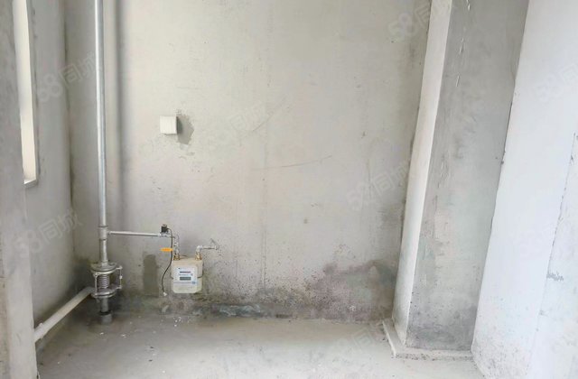 加侨中梁湖山一品3室2厅109.78㎡65万二手房图片