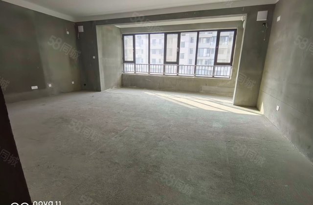 鲁商城市广场3室2厅133.5㎡97万二手房图片