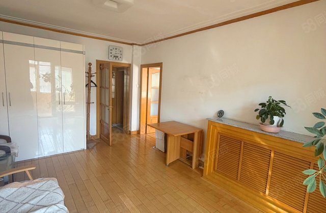 市政小区2室1厅65㎡45万二手房图片