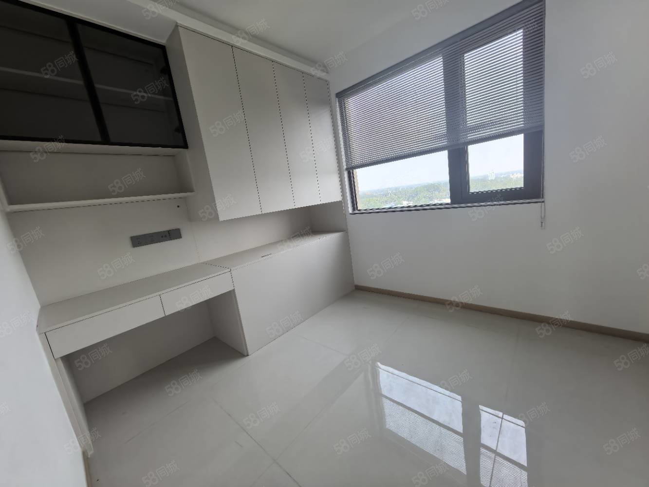 碧桂园凤熹台3室2厅2卫117㎡南北73万