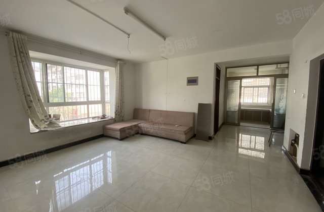 电业局5院三室朝阳，带车库，价格可谈