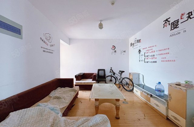 香江二期，附近，精装修，电梯房，三室，房东急售