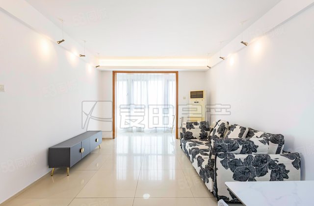 天鹅湾(北区)2室2厅88㎡550万二手房图片