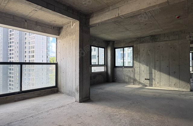 天悦莲园4室2厅140.15㎡160万二手房图片