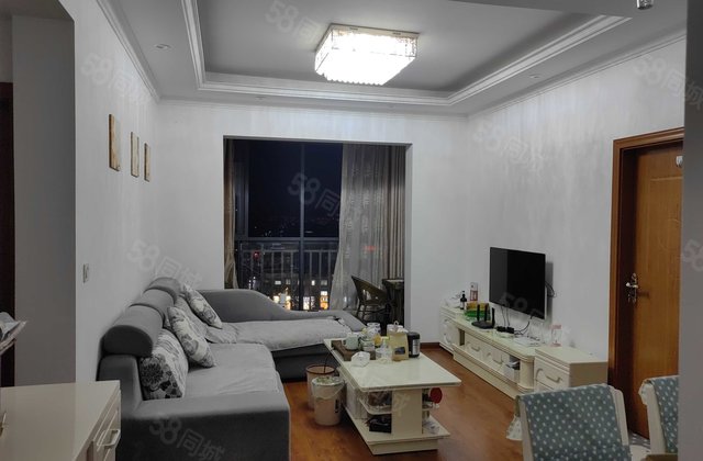 天成商业街住宅区2室2厅75㎡68万二手房图片