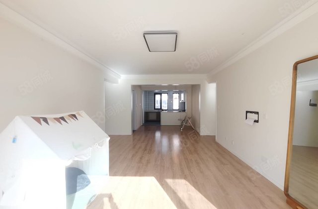 湖边好房 30万装修 免大税 市医院 凤凰台  随时看房