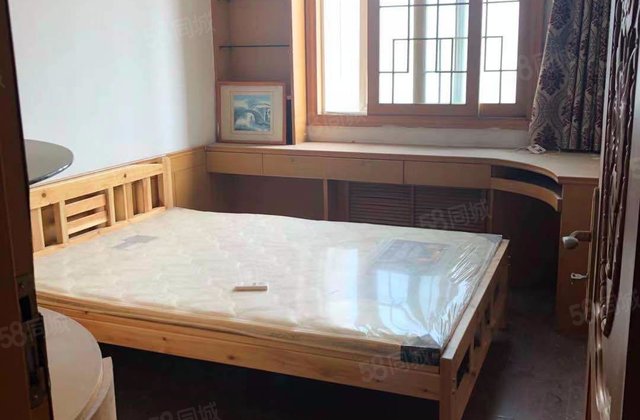 绿云小区阳春里(低层)4室2厅174.99㎡149万二手房图片