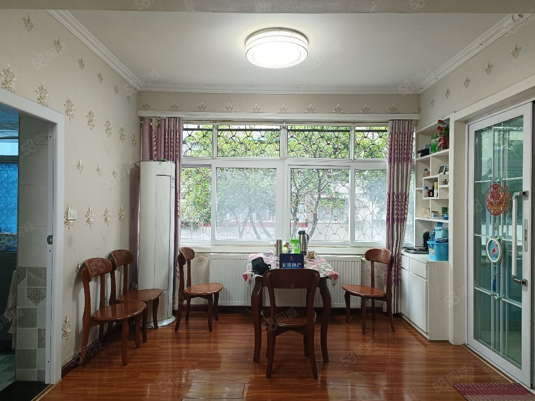 铁兵花园3室2厅1卫95㎡南北48万