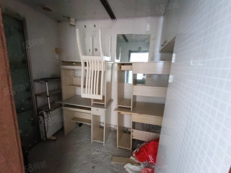 帅千广场3室1厅2卫117.5㎡西南48.9万