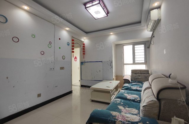 带车位储藏室 水岸花语精装两室 业主急卖  随时看房