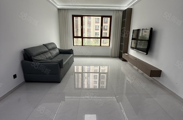 中景桃花源小区3室1厅120㎡60万二手房图片