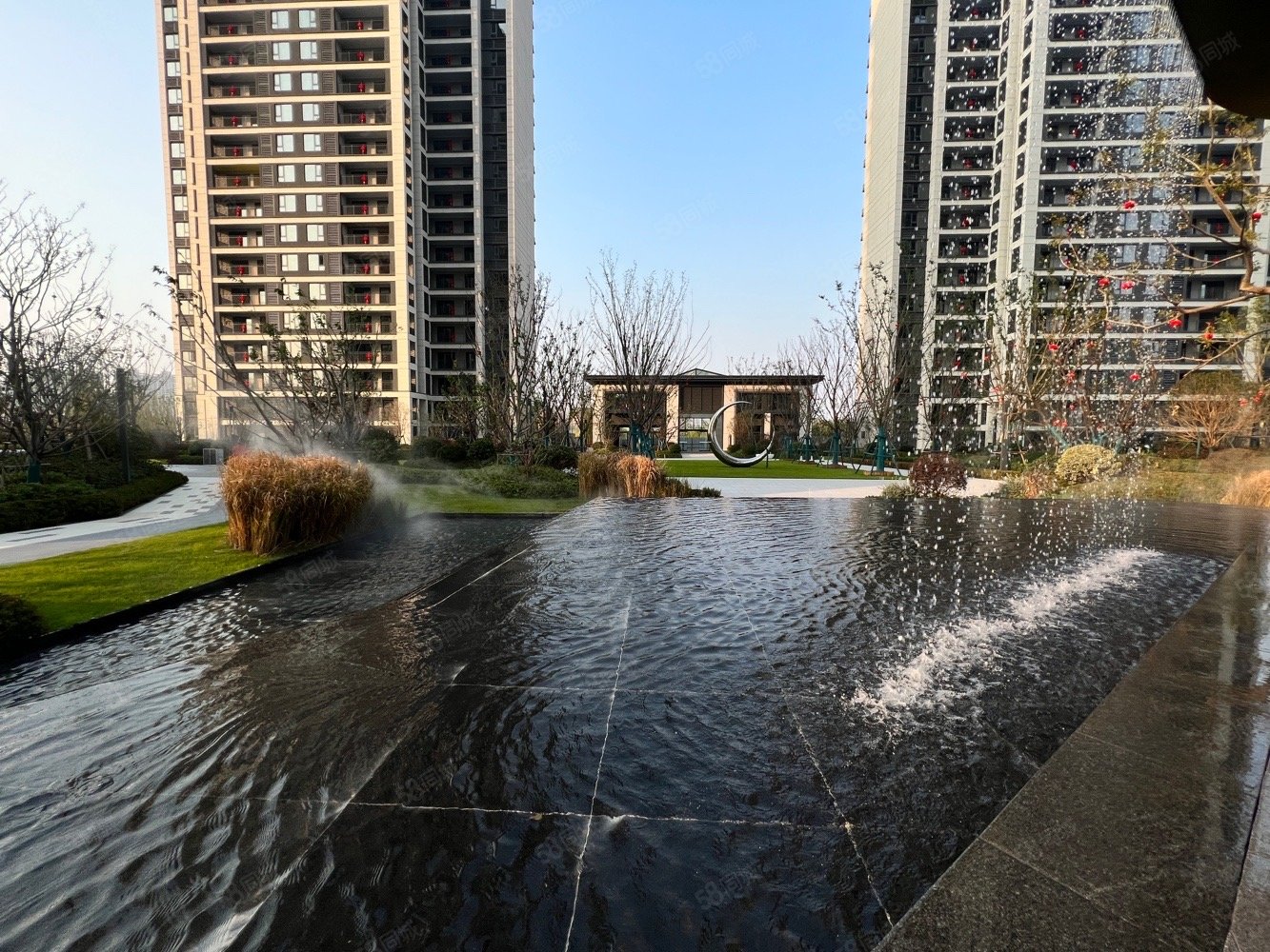 正弘新城3室2厅2卫108㎡南北78万