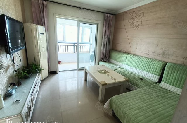 阿卡六期紧邻花园路     三室 户型方正 有车位 诚心售