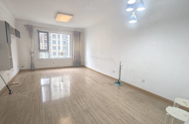 昌润莲城瑞荷园 带车位地下室 看房方便 免大税 御景王宅