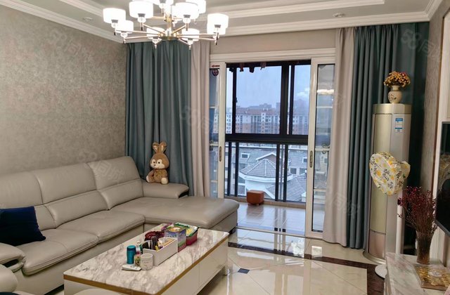 凤鸣花园(一期)4室2厅131㎡139万二手房图片