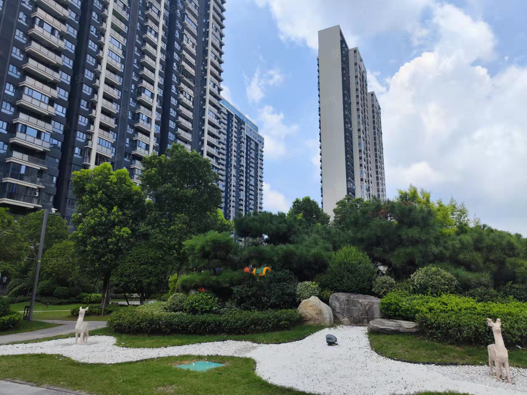 【10图】江城一号 3房2厅2卫 精装修未入住一手上户 业主诚意出售