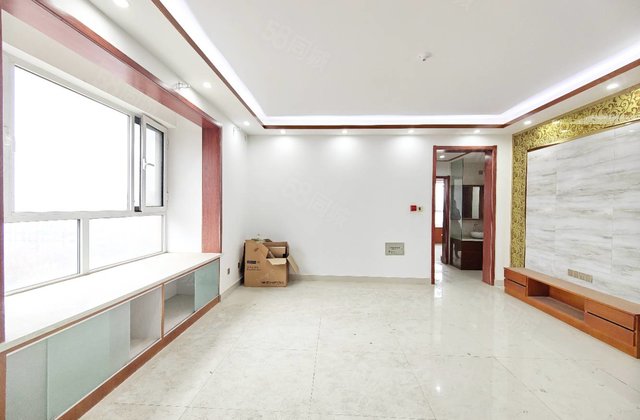 急售 裕昌国际 东边户 送车位送储 大学城东苑 九州国际文轩