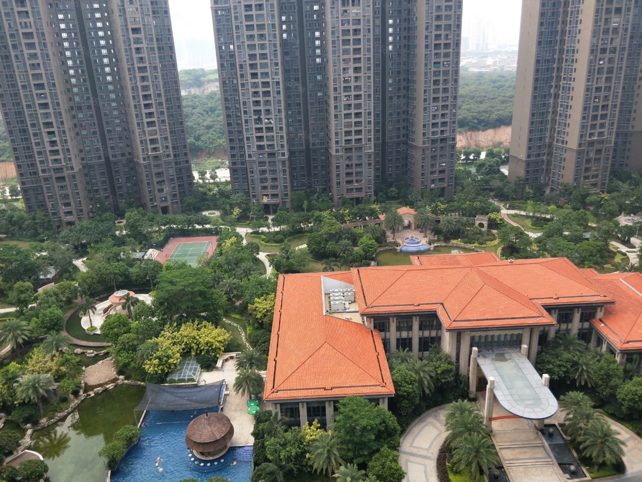 鼎盛大观3室2厅1卫96㎡南160万