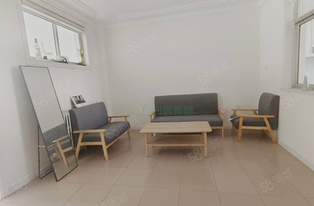 龙山南区 中层 文轩本部 精装修 免大税 带储停车方便