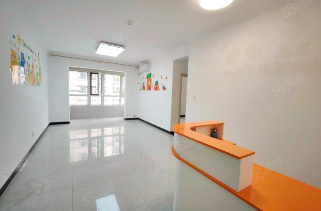 富力学府3室2厅118㎡110万二手房图片