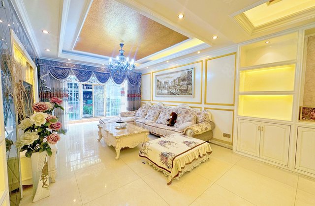 西城公馆3室2厅129.83㎡153万二手房图片