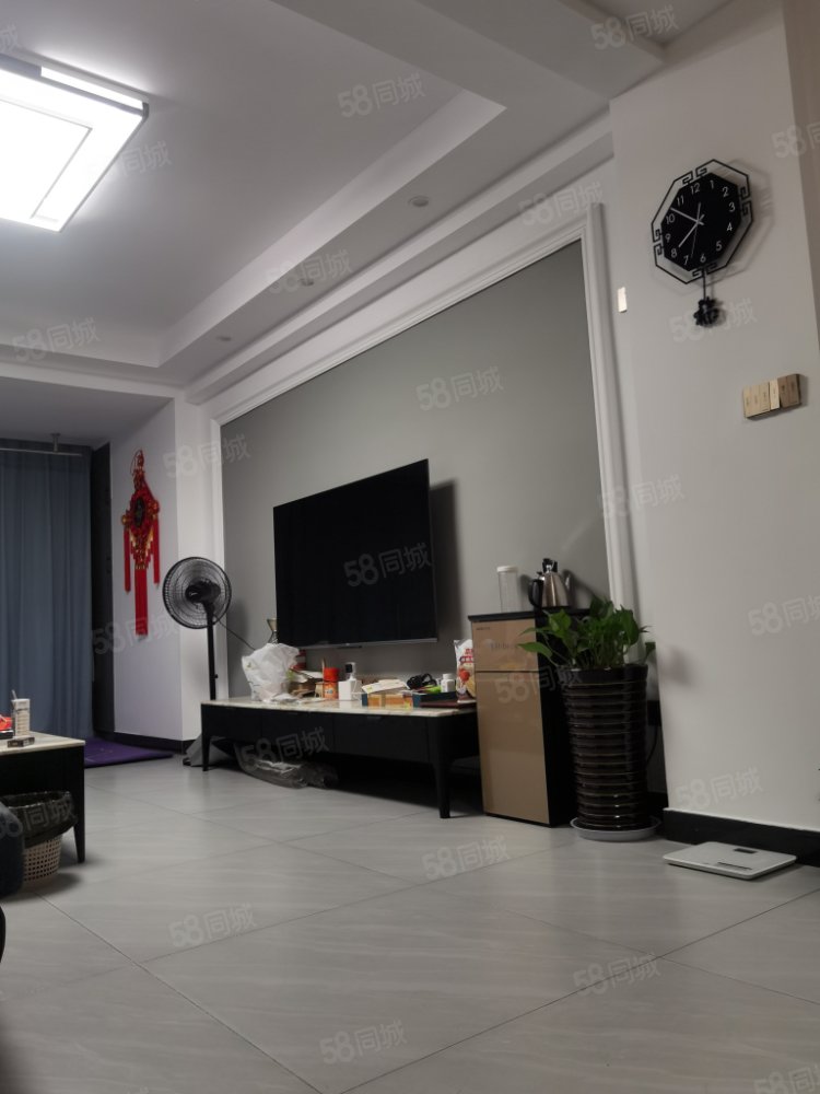 万固誉江南小区3室2厅2卫113.3㎡南160万