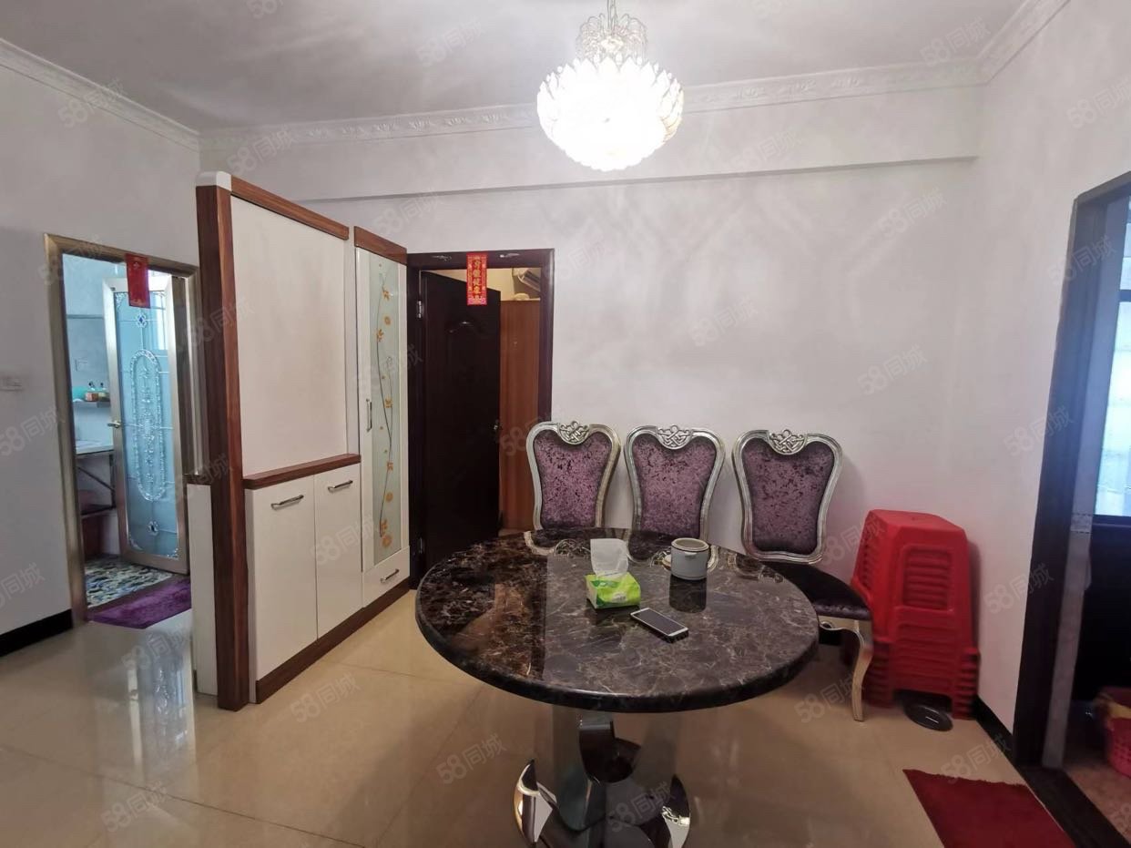 福景园3室2厅2卫119.71㎡南48万