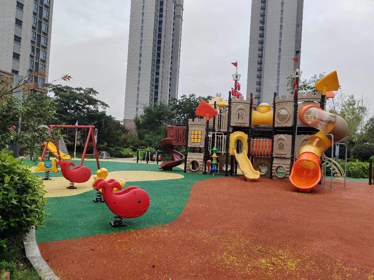急售现房东襄华府楼层好边户大三房可以看江景