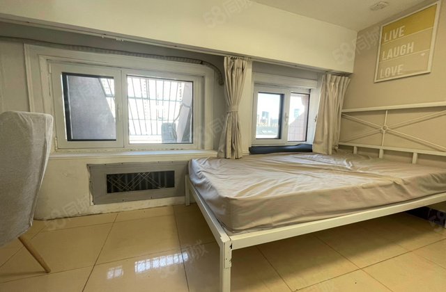 帅府园4室2厅103.28㎡328万二手房图片