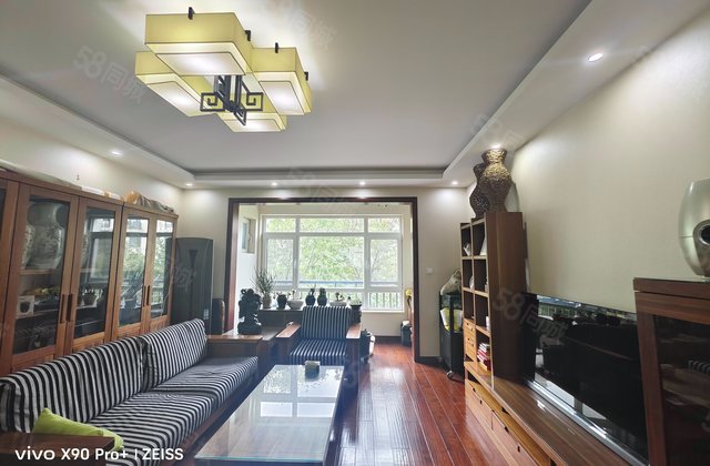 领秀翡翠山3室2厅154㎡500万二手房图片