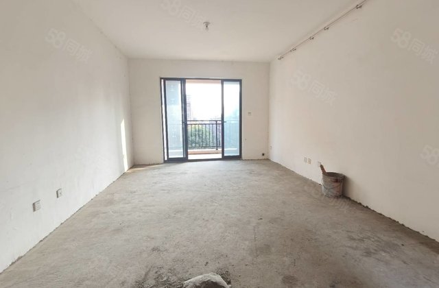 保利海德花园3室2厅131㎡76.8万二手房图片