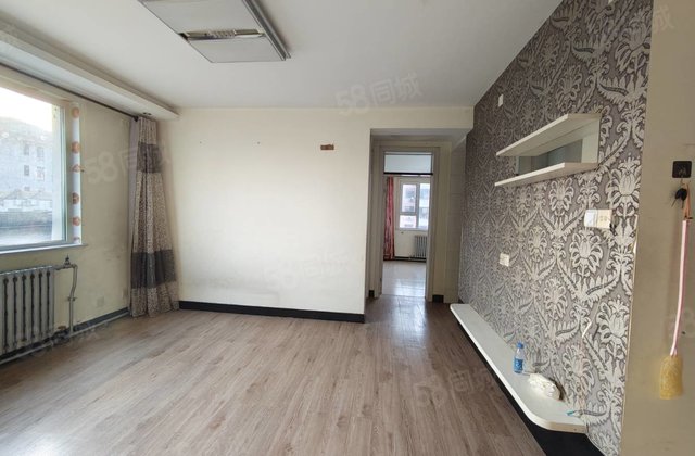 急售 价房源！东边户，南北通透，全明户型停车方便，外国语文轩