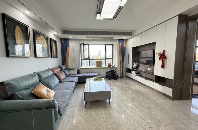 急售！徒海河！莲湖新城！精装！带车位！满二！东苑！昌润连成