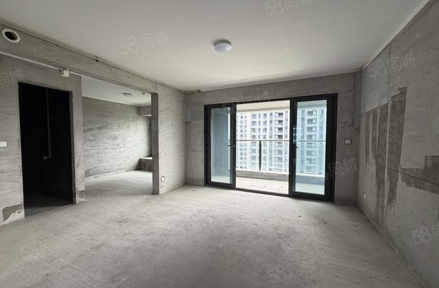 保利凤起云城4室2厅156.36㎡178万二手房图片