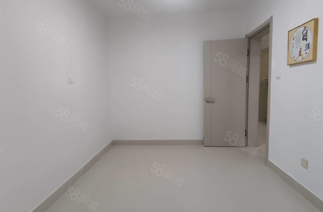 聊大对过 文轩 红旗    羡林苑商品房 南北通透三室有钥匙