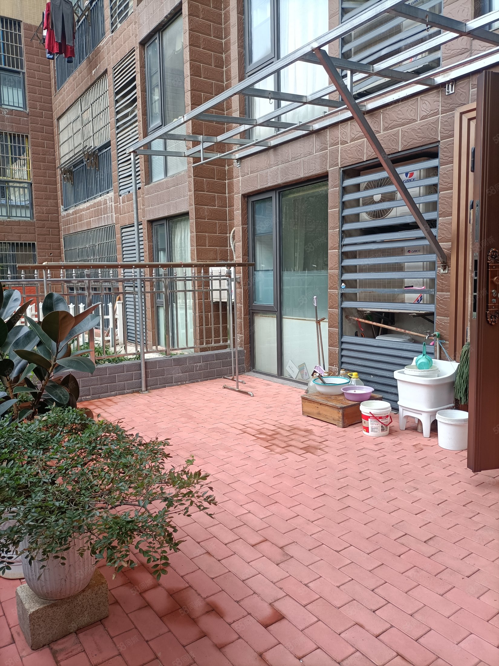 同城>荆州房产信息>荆州二手房>洪湖二手房>洪湖城区二手房>东岸国际>