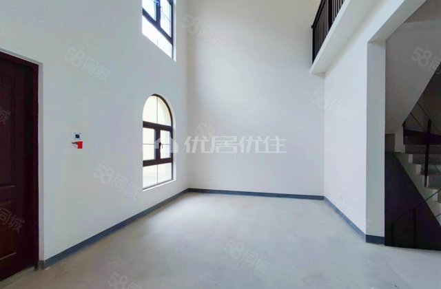 融创紫泉枫丹(一期)5室2厅278㎡205万二手房图片