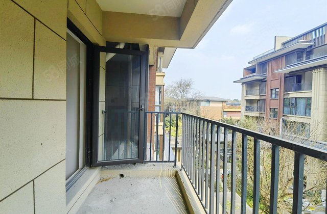 华新锦绣尚郡4室2厅141.43㎡199万二手房图片