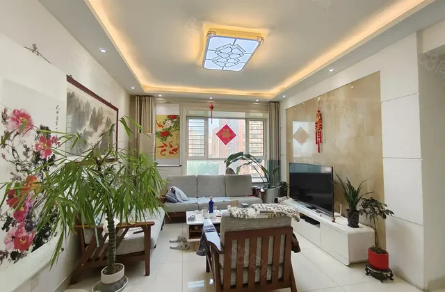 简单装修 金柱海德公园 100平 满二 房东急置换 诚意买房