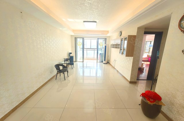 万科金域蓝湾一期3室2厅126.98㎡160万二手房图片