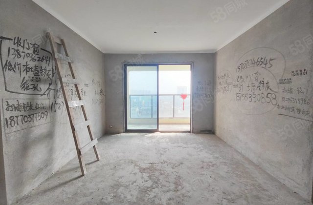 东投金麟府4室2厅130.89㎡77万二手房图片