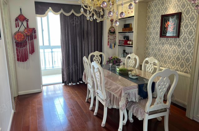 碧桂园滨湖城林溪苑4室2厅242.51㎡110万二手房图片