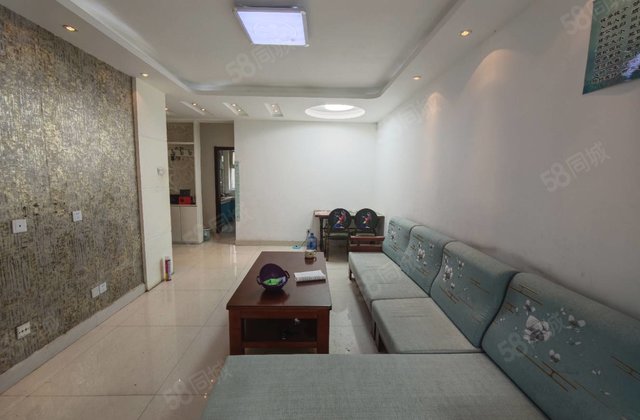 阿卡步梯二楼 免大税带储藏室 精装两室南北通透好户型房东急售